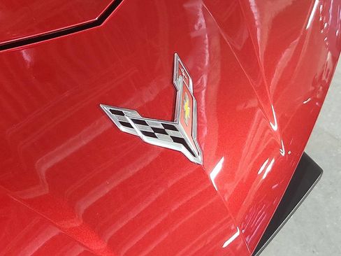 Used 2022 Chevrolet Corvette Stingray Preferred Conv w/ Z51 Performance Package RWD image 31