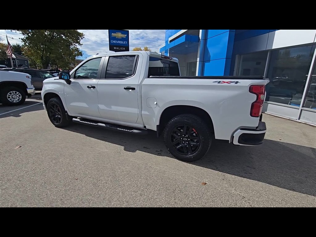 Used 2026 Chevrolet Silverado 1500 RST w/ Redline Edition AWD/4WD image 6
