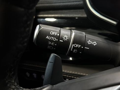 Used 2022 Acura MDX w/ Advance Package AWD/4WD image 43