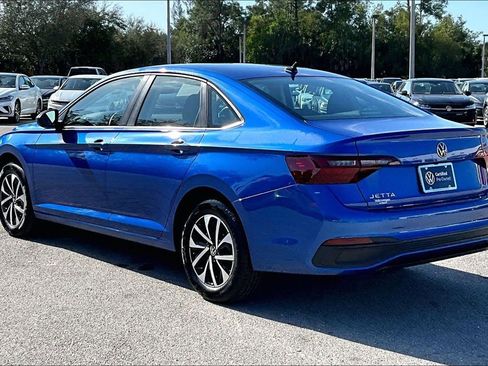 Certified 2024 Volkswagen Jetta S image 7