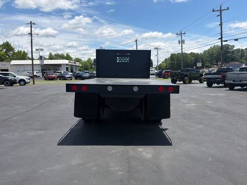 Used 2018 Ford F650 2WD Regular Cab Super Duty image 7