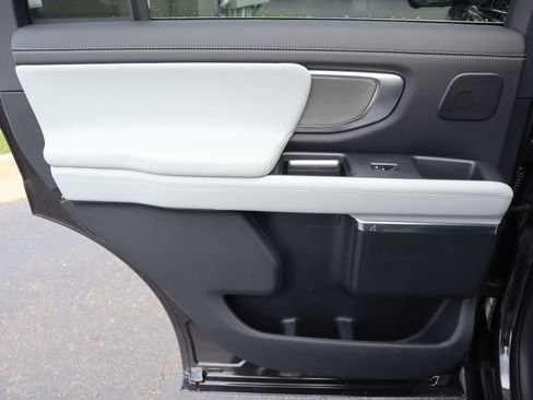 New 2026 Ford Expedition Platinum AWD/4WD image 17