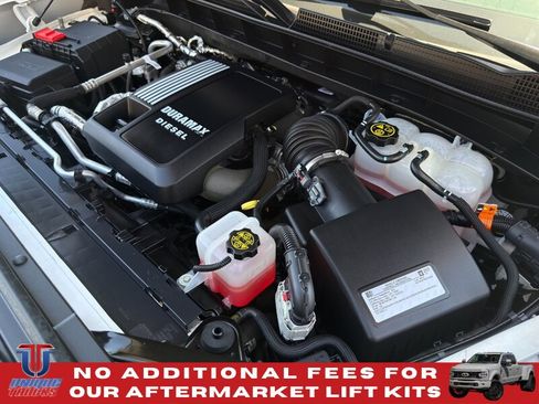 Used 2021 GMC Sierra 1500 AT4 w/ AT4 Value Package AWD/4WD image 18