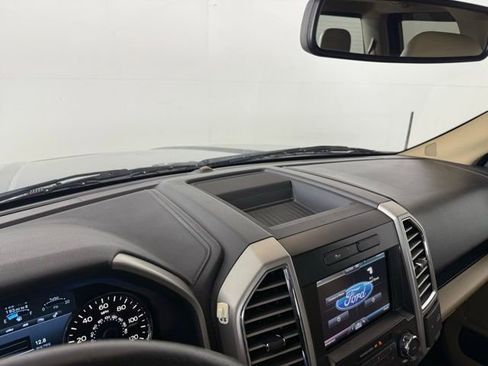 Used 2015 Ford F150 Lariat image 28