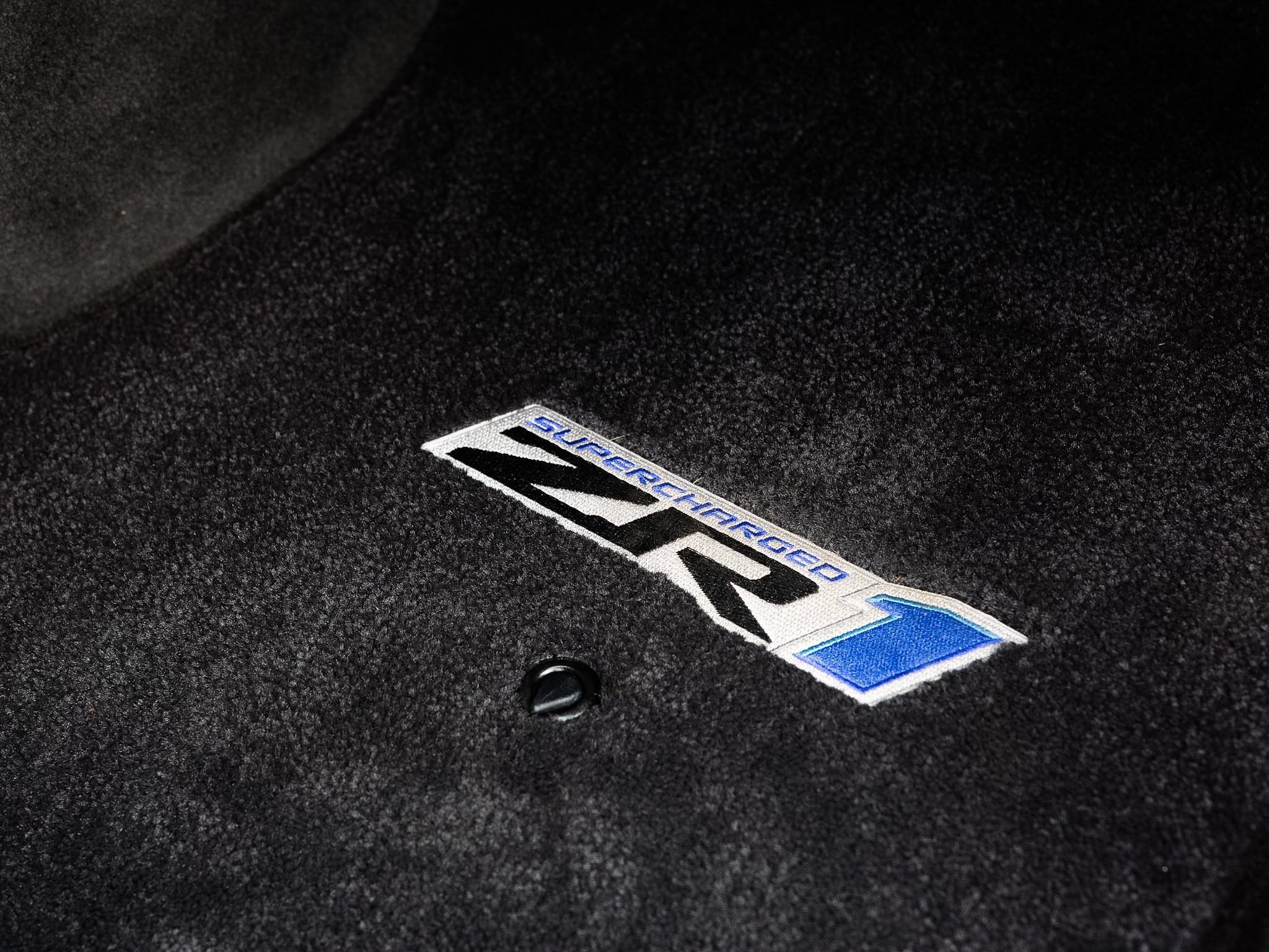 Used 2009 Chevrolet Corvette ZR1 w/ Preferred Equipment Group RWD image 37