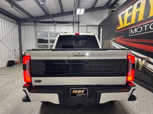 Used 2025 Ford F350 Platinum w/ FX4 Off-Road Package AWD/4WD image 16