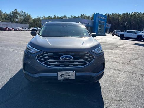 Used 2022 Ford Edge SE image 8