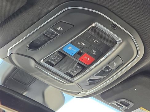 Certified 2023 Jeep Grand Cherokee L Altitude AWD/4WD image 31