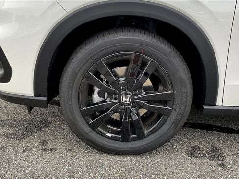 New 2026 Honda HR-V Sport image 8