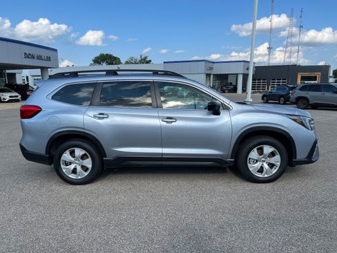 Certified 2023 Subaru Ascent 8-Passenger AWD/4WD image 8