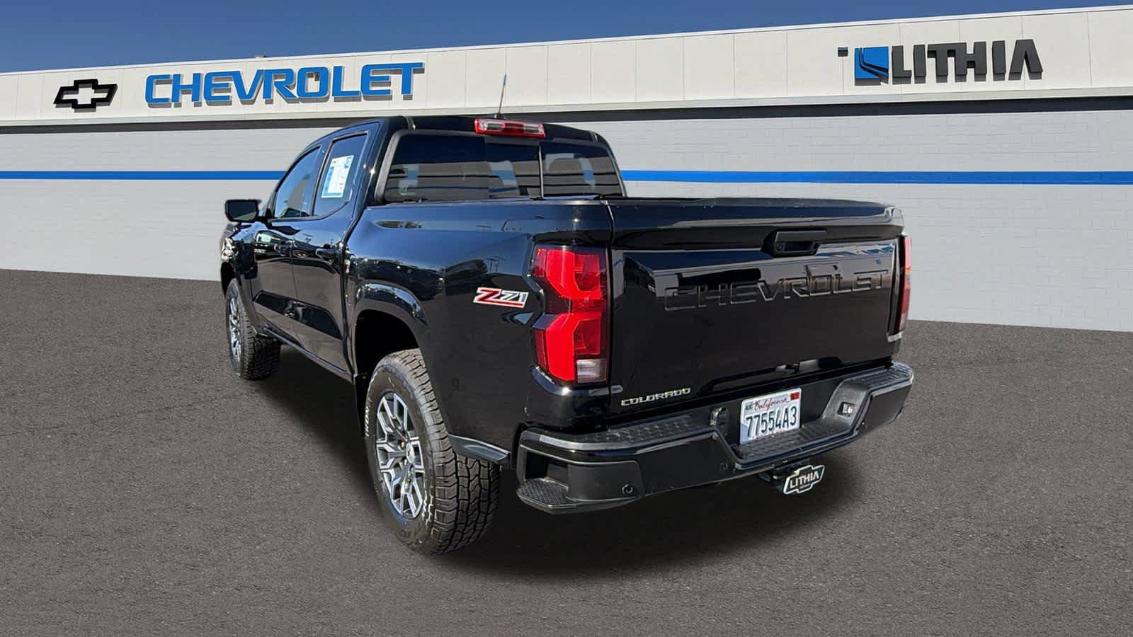Used 2023 Chevrolet Colorado Z71 w/ Z71 Convenience Package 2 AWD/4WD image 7