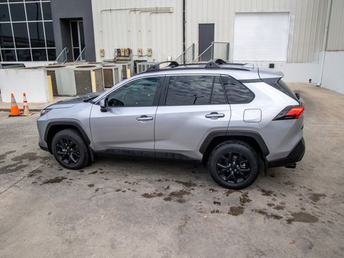 Used 2023 Toyota RAV4 XLE image 10