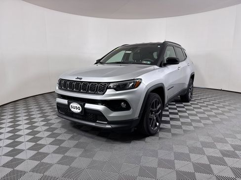 Used 2026 Jeep Compass Limited image 17