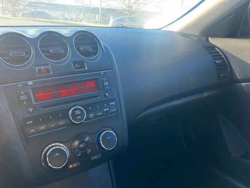 Used 2012 Nissan Altima 2.5 S FWD image 12