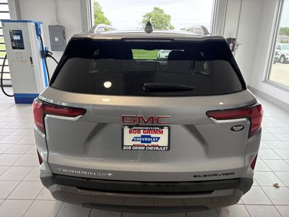 Used 2025 GMC Terrain Elevation w/ Elevation Premium Package