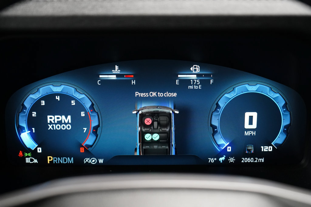 Used 2025 Ford Bronco Outer Banks AWD/4WD image 16