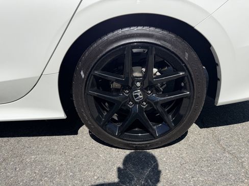 Used 2025 Honda Civic Sport image 8