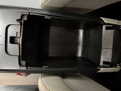 Used 2019 Ford Fusion SE image 24