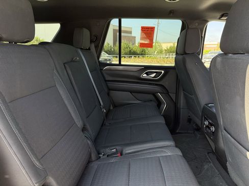 Used 2023 Chevrolet Tahoe LS image 24