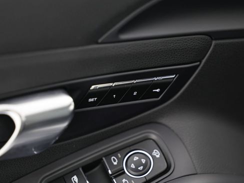 Certified 2024 Porsche 718 Cayman S RWD image 22