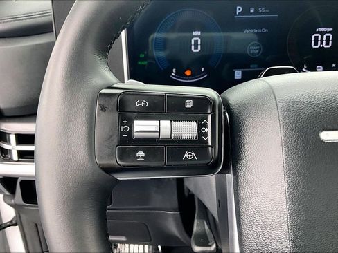 Used 2026 Hyundai Santa Fe SEL FWD image 18