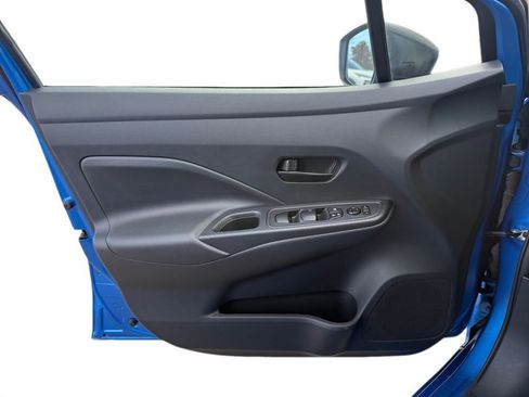 Used 2024 Nissan Versa S w/ S Plus Package image 17