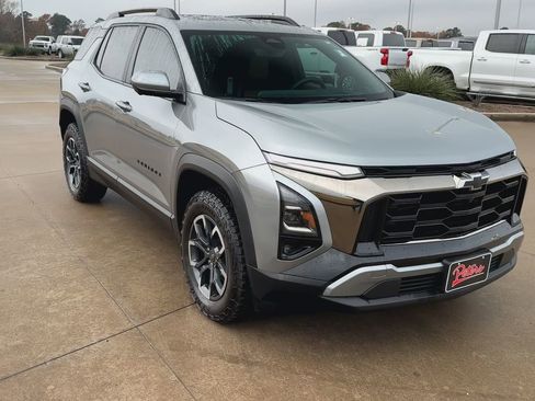 Used 2025 Chevrolet Equinox ACTIV w/ Safety and Technology Package image 2