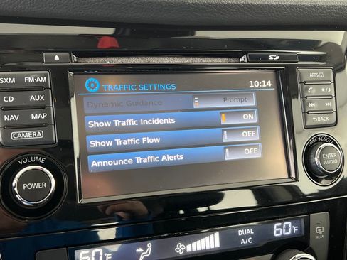 Used 2017 Nissan Rogue Sport SL w/ SL Premium Package FWD image 35