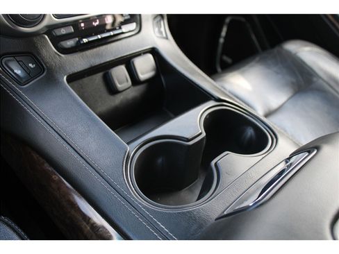 Used 2018 Chevrolet Tahoe LT image 31