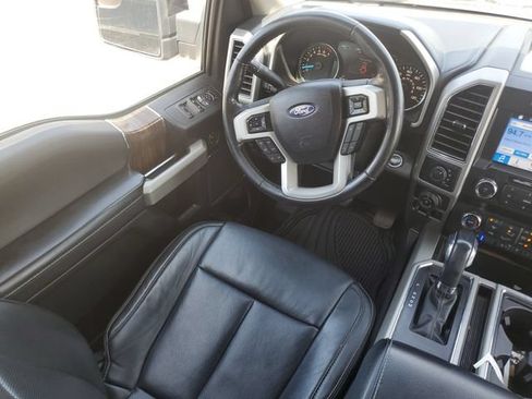 Used 2019 Ford F150 Lariat w/ Trailer Tow Package AWD/4WD image 16