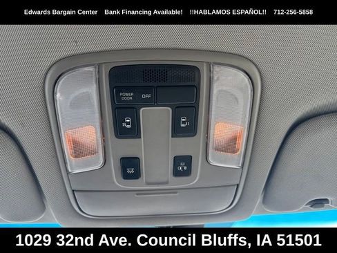 Used 2017 Kia Sedona LX w/ LX Essentials Premium Package FWD image 13