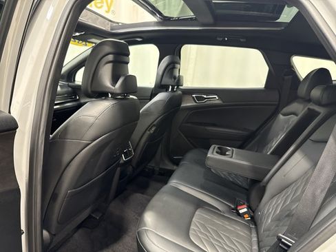 Certified 2024 Kia Sportage X-Pro Prestige AWD/4WD image 14