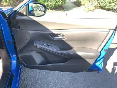 Used 2021 Nissan Sentra SV FWD image 13