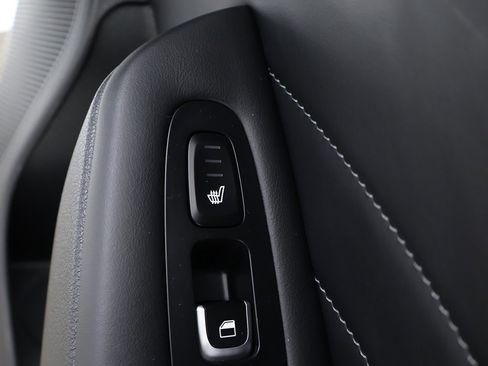 Used 2023 Kia Stinger GT2 image 42