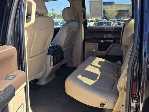 Used 2019 Ford F150 Lariat AWD/4WD image 10