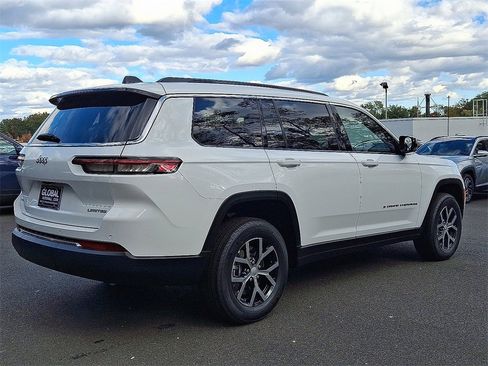 New 2025 Jeep Grand Cherokee L Limited image 4