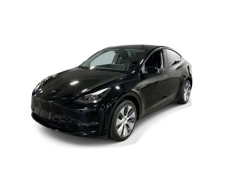 Certified 2023 Tesla Model Y Long Range AWD/4WD image 1