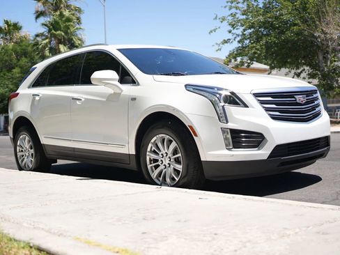 Used 2017 Cadillac XT5 FWD w/ LPO, Wheel Lock Package image 17