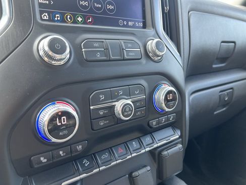 Used 2021 GMC Sierra 1500 AT4 AWD/4WD image 11