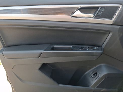 Used 2019 Volkswagen Atlas SEL R-Line image 14