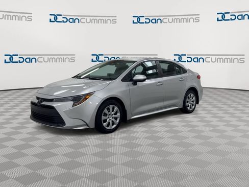 Used 2024 Toyota Corolla LE FWD image 4