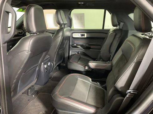 Used 2022 Ford Explorer ST-Line w/ Class IV Trailer Tow Package image 26