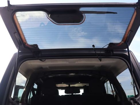 Used 2024 Jeep Wrangler Unlimited AWD/4WD image 26