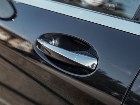 Used 2019 Mercedes-Benz S 560 Sedan image 46