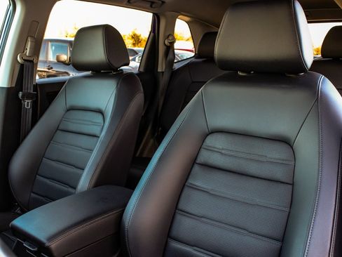 Used 2023 Honda CR-V EX-L image 31