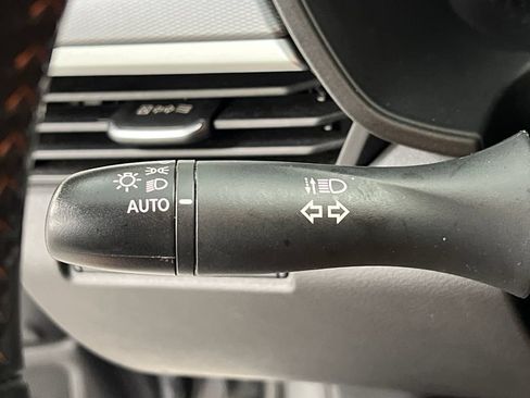 Used 2024 Nissan Altima 2.5 SR FWD image 47