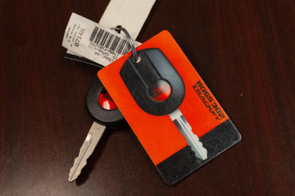 Used 2013 Ford Mustang Boss 302 w/ Boss 302 Accessory Pkg RWD image 4