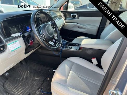 Certified 2022 Kia Sorento S w/ Panoramic Sunroof Package FWD image 5