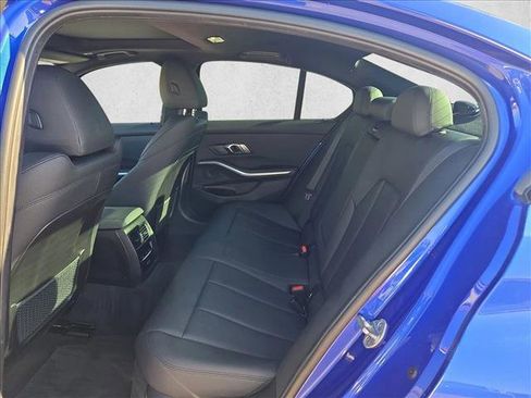 Used 2021 BMW 330i Sedan w/ M Sport Package image 20