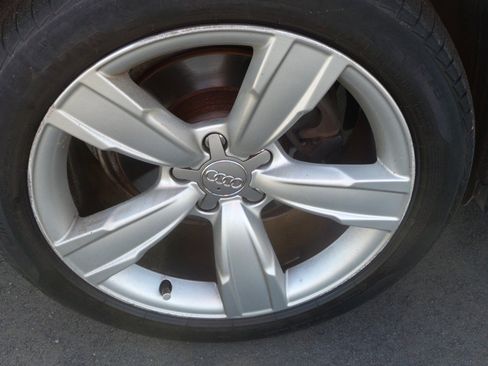 Used 2013 Audi A4 Premium Plus w/ Premium Plus Pkg image 11